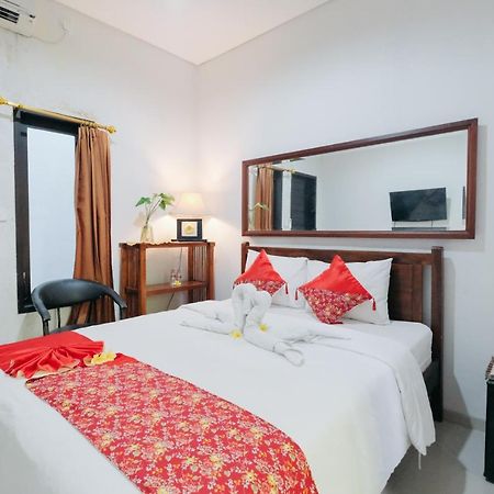D'Tamblingan Guest House At Taman Griya Jimbaran Redpartner - Minimum Stay 30 Nights מראה חיצוני תמונה