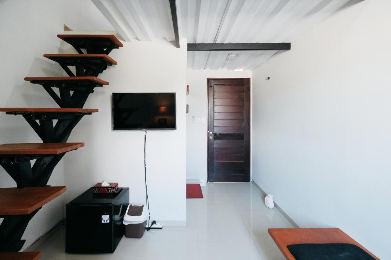 D'Tamblingan Guest House At Taman Griya Jimbaran Redpartner - Minimum Stay 30 Nights מראה חיצוני תמונה